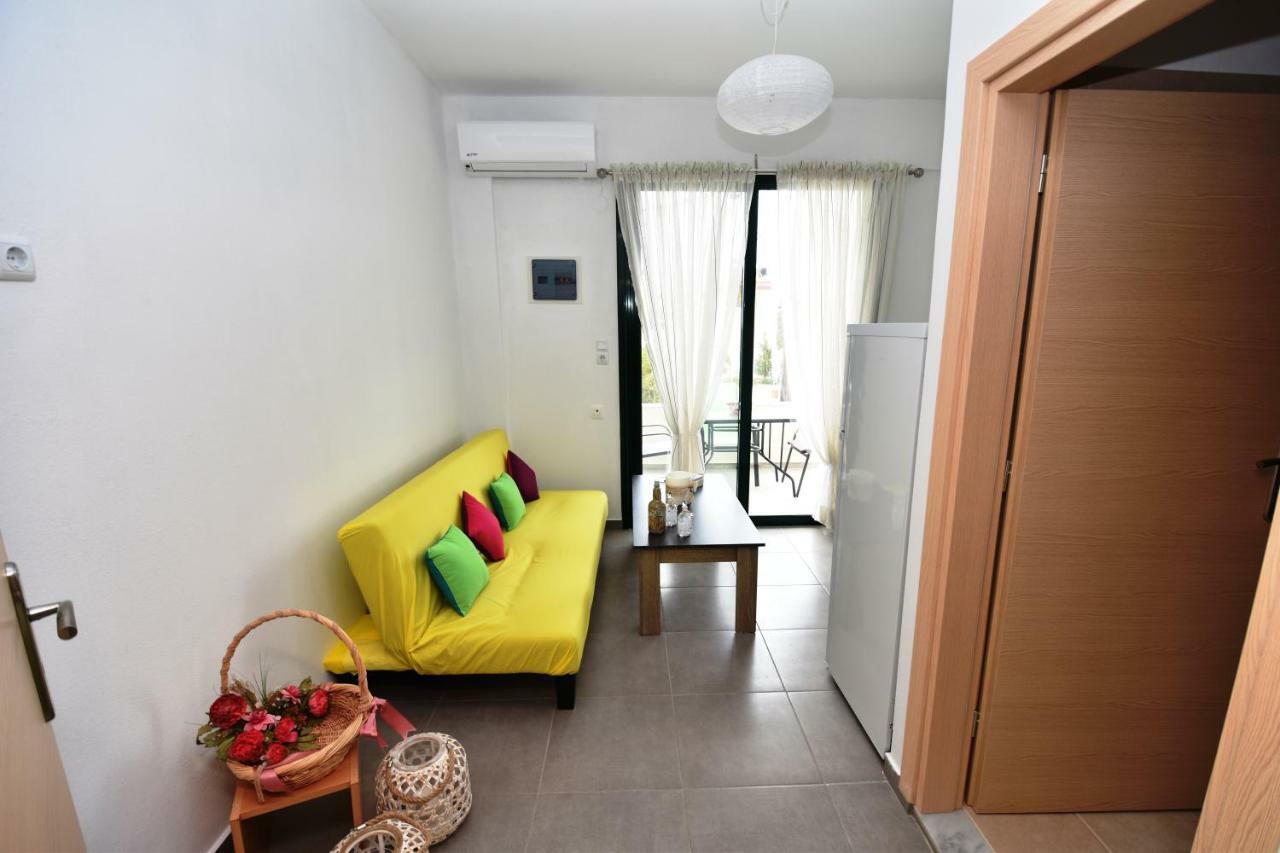 קלמאקי Sunflower Apartments מראה חיצוני תמונה